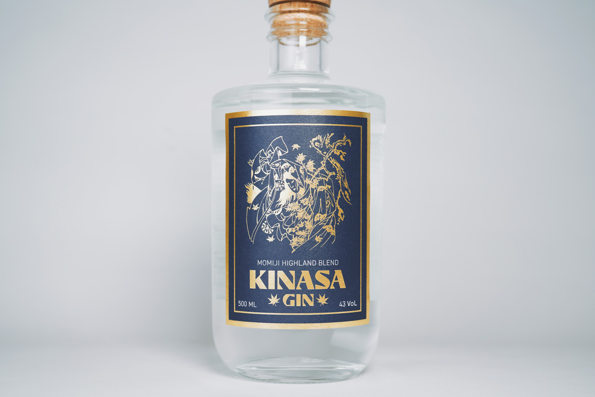 KINASA GIN ラベル
